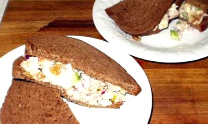 Изысканный бутерброд с тунцом