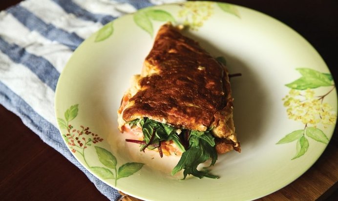 Завтрак за 15 минут - омлет с семгой