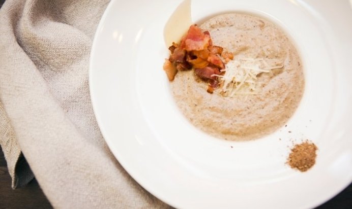 Чечевичная похлебка с гренками