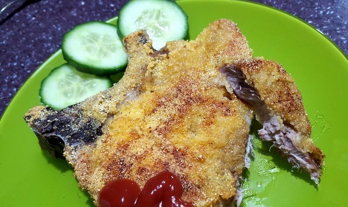 Свиной антрекот под хрустящей корочкой