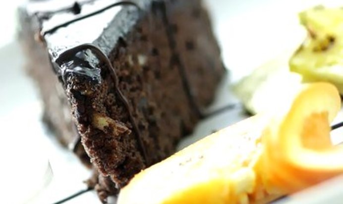 Шоколадный торт с имбирем