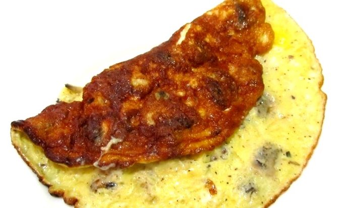 Омлет с грибами и сыром