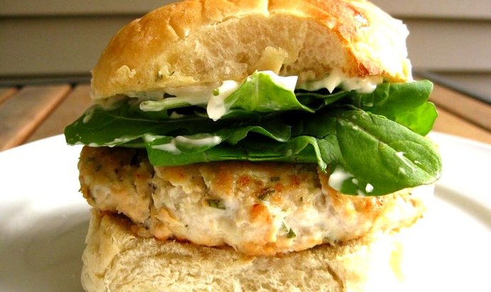 Куриные бургеры