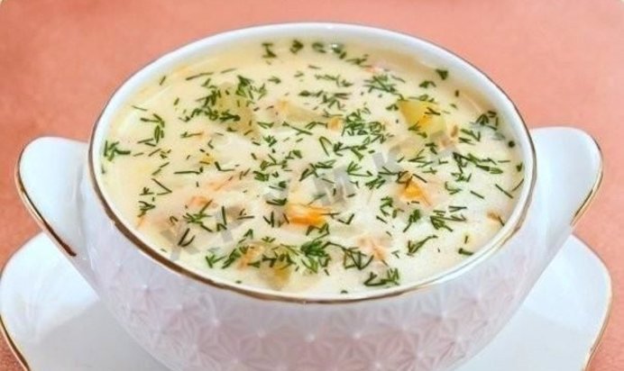 Сырный суп с курицей и плавленным сыром