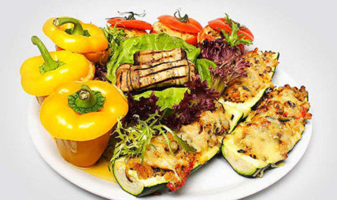 Овощи в сливочно-мятном соусе