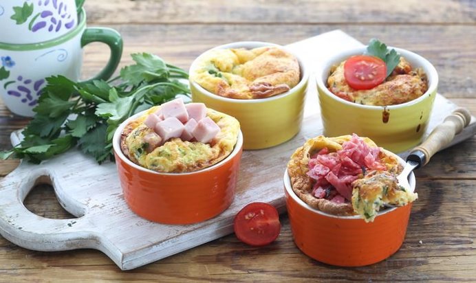 Омлеты с разными начинками