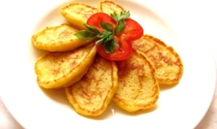 Тыквенные оладьи по‑индийски с карри и базиликом