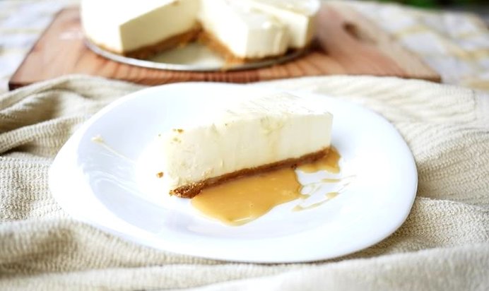 Сметанный торт без выпечки