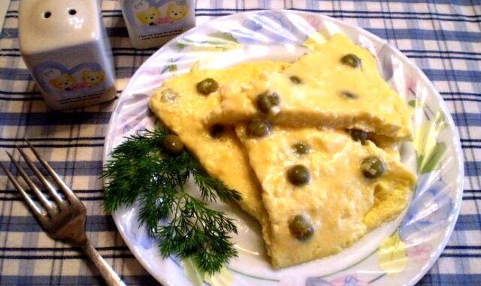 Омлет с горошком
