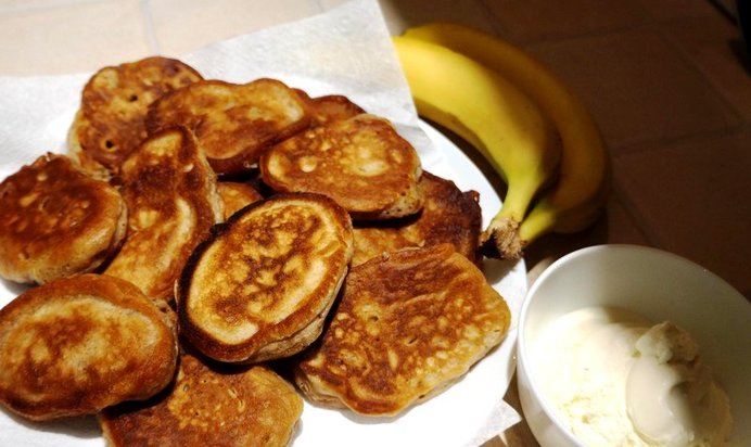 оладьи с бананом и корицей