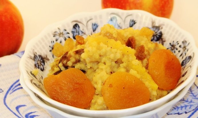 Каша-малаша для детей и взрослых, или каша пшенная на яблочном соке