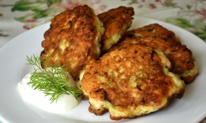 Кабачковые оладьи с куриным фаршем