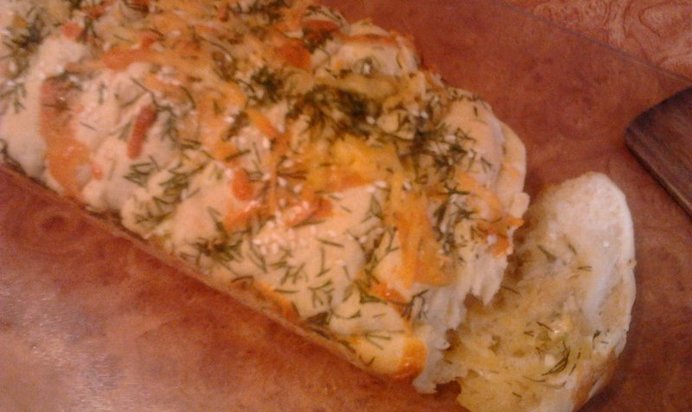 Чесночный хлеб с зеленью