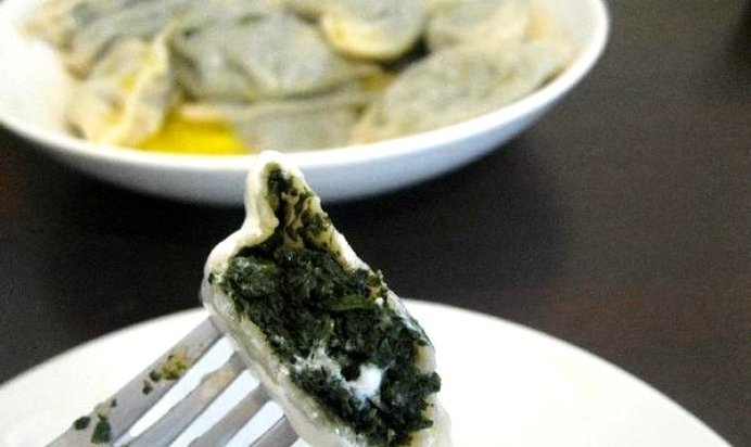 Пельмени с крапивой