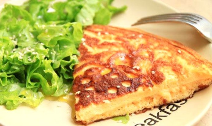 Омлет с сыром на пару