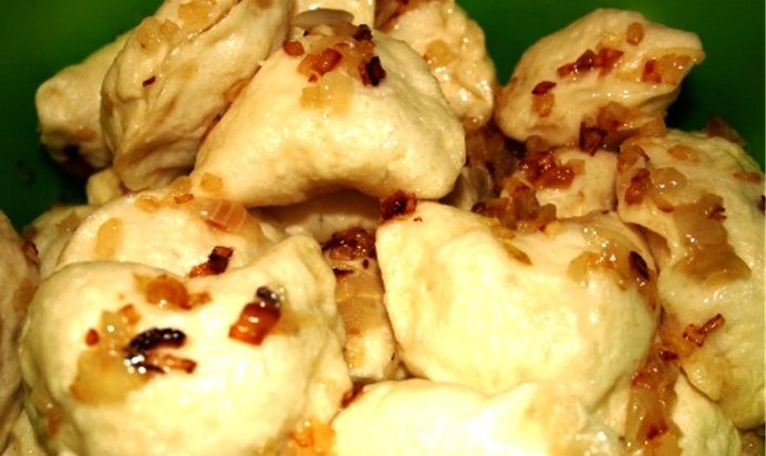 Дрожжевые вареники на пару