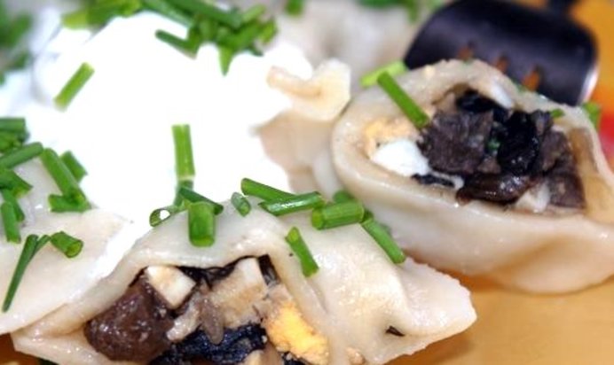 Пельмени с грибами