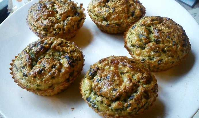 Овсяные кексы с сыром и шпинатом
