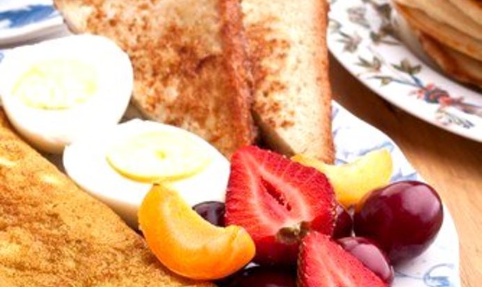 Омлет с чеддером и беконом