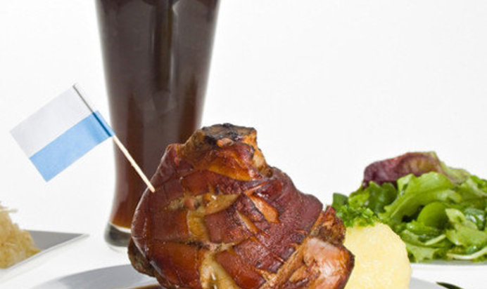 Свиной окорок в фольге