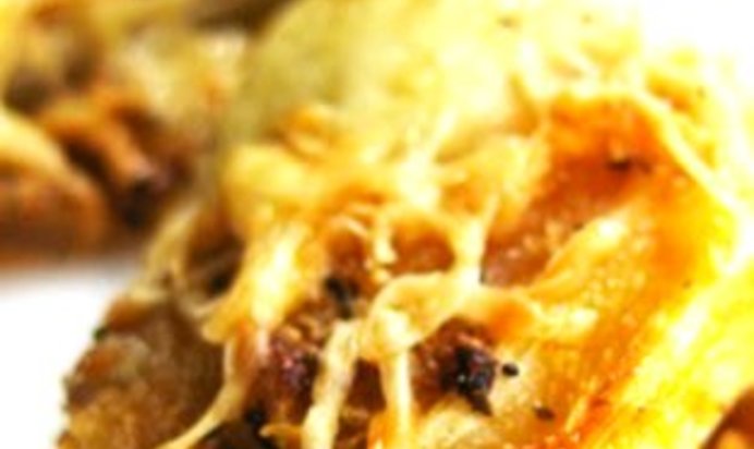 Цикорий, запеченный с сыром и красный вином