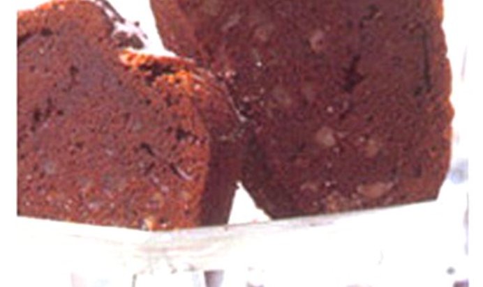 Оливковый кекс с засахаренным имбирем