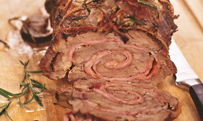 Свиной рулет с телячьей колбасой