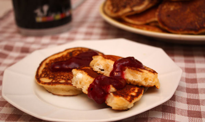 Рисово-кукурузные оладьи с творогом