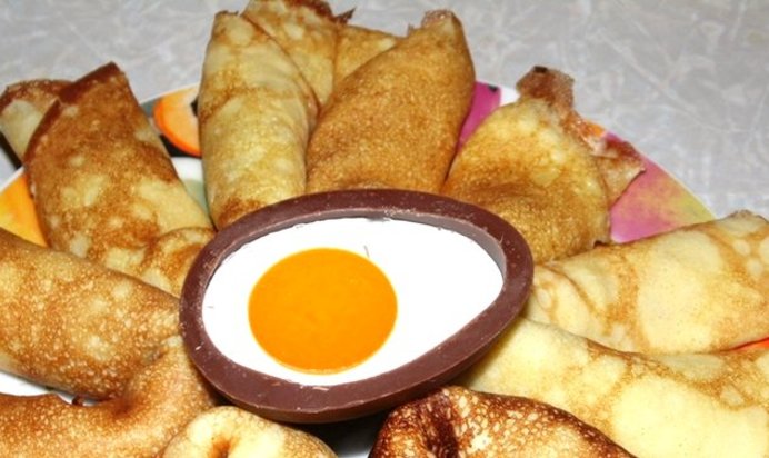 Блинчики с вареной сгущенкой