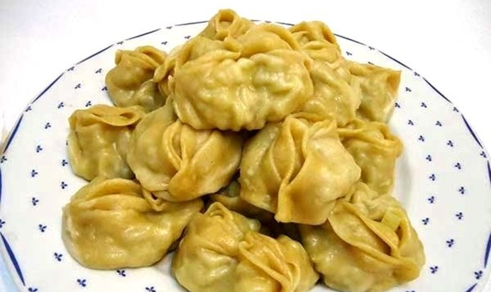 Манты с курицей и картошкой