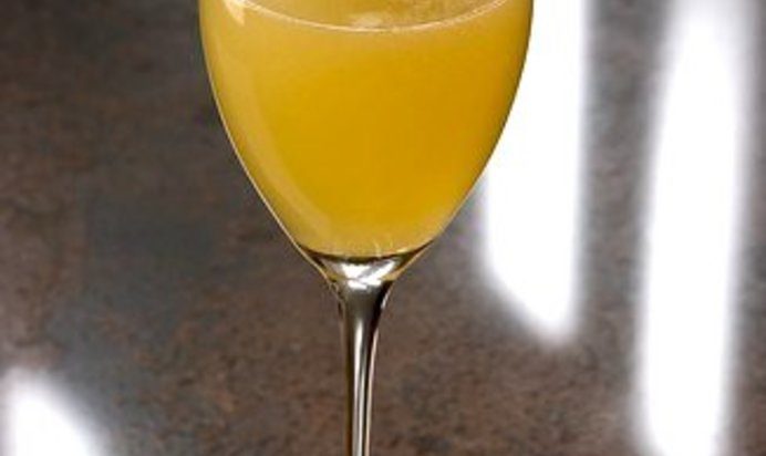 Виноградный энергетический пунш с шампанским