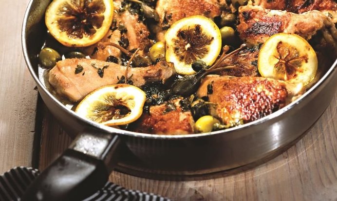 Цыпленок с запеченными лимонами