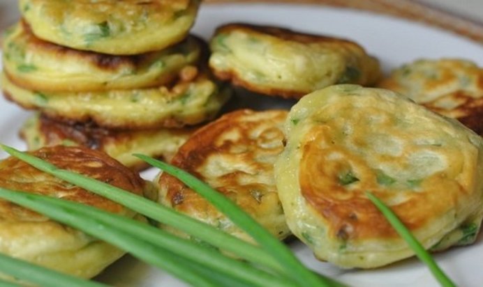 Оладьи из зеленого лука