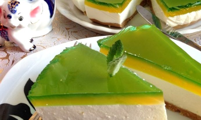 Желейный торт без выпечки