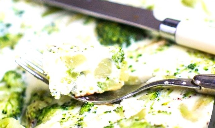 Омлет с брокколи в мультиварке