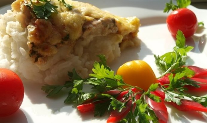 Рисовая запеканка с рыбой