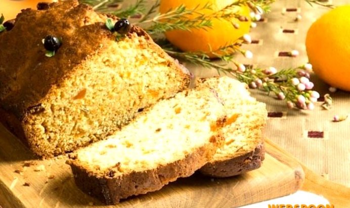 Кекс медовый с курагой