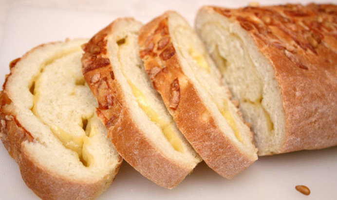 Сырный хлеб