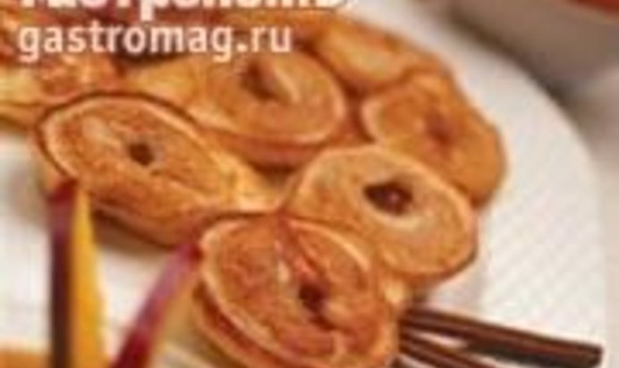 Оладьи из абрикосов с подливкой из манго с корицей