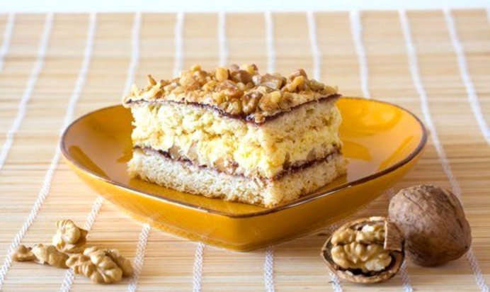 Торт с грецкими орехами