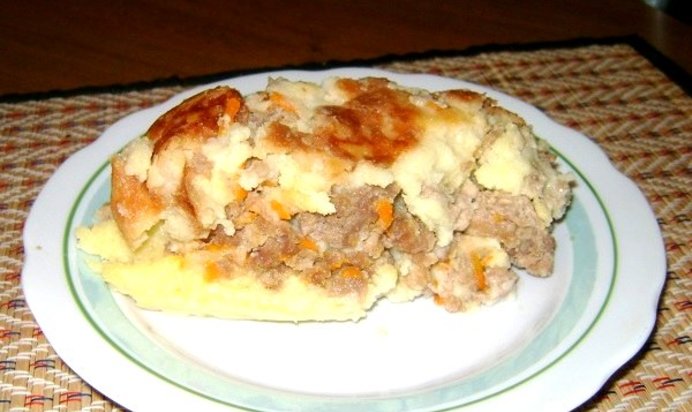 Картофельная запеканка с фаршем в мультиварке Редмонд