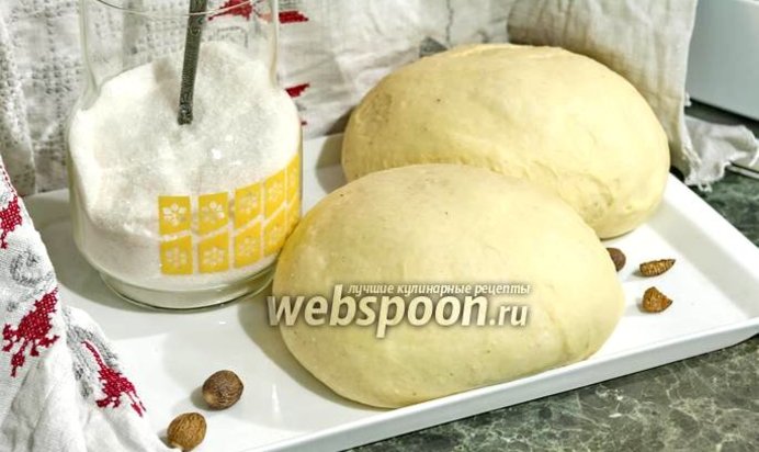 Сладкое дрожжевое тесто на гусиных яйцах (в хлебопечке)