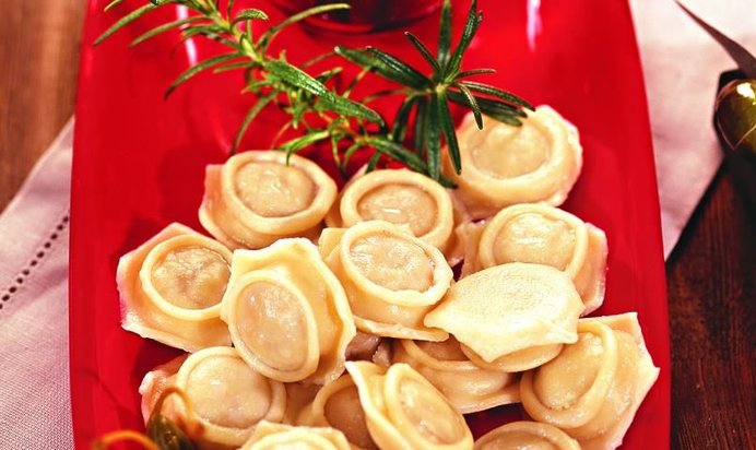 Пельмени с тапенадом