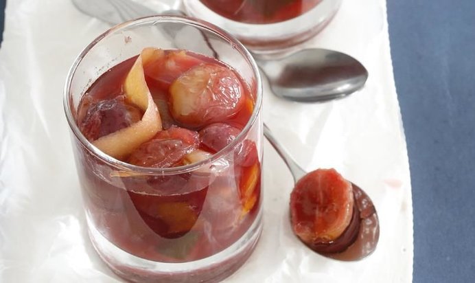 Кисло-сладкая приправа из винограда и чили