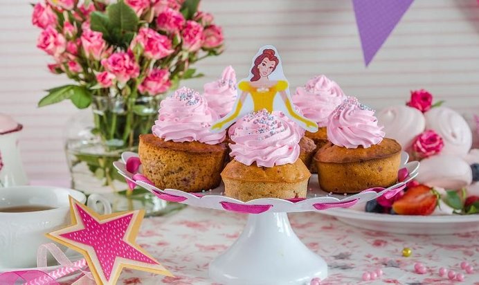 Маффины со взбитыми сливками