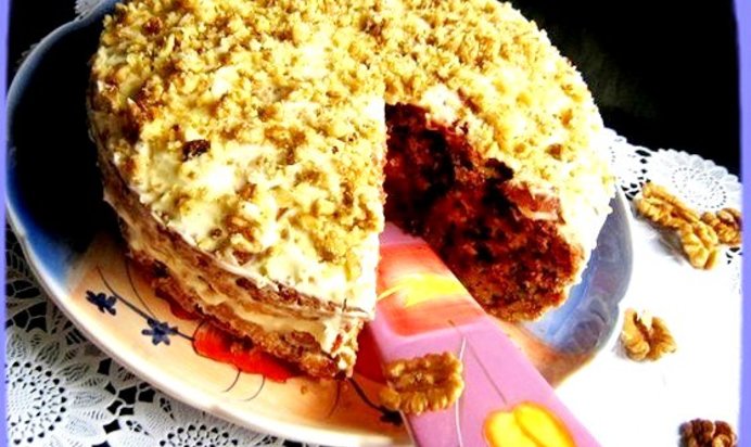 Торт из свеклы с грецкими орехами