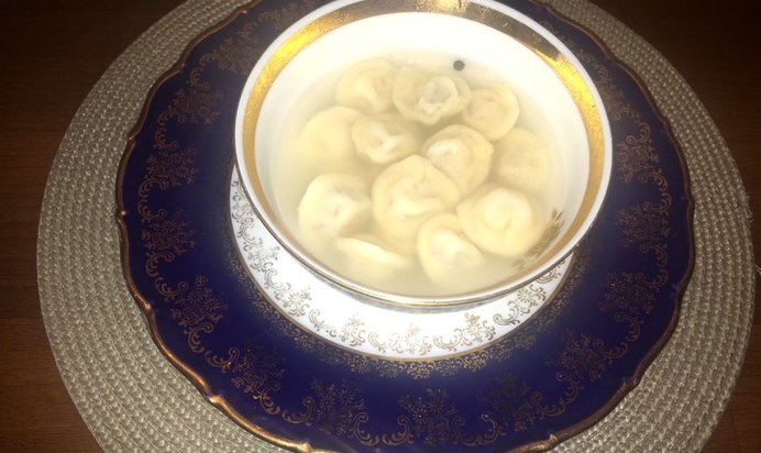 Домашние пельмени из говяжьего и куриного фарша