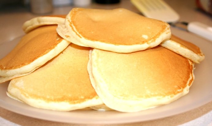 Пышные оладьи на молоке