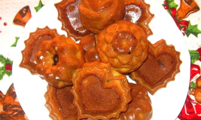 Кексы с вареной сгущенкой