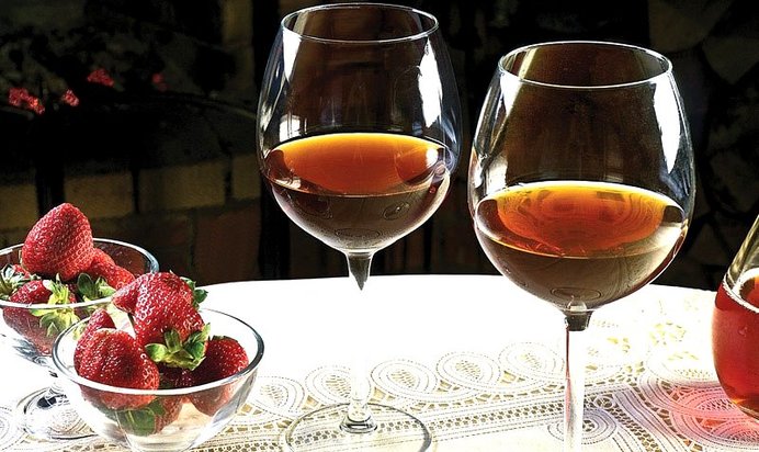 Земляничное вино